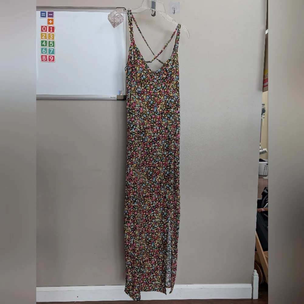 Xs NWT Clothing Bundle - Picture 5 of 6